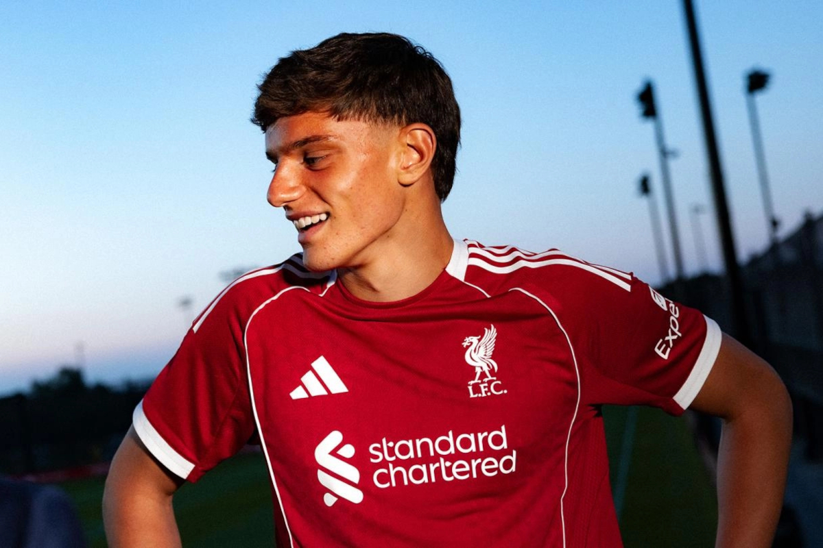 ‘Impressive’ – Slot Delivers Verdict On New Liverpool Signing Leoni