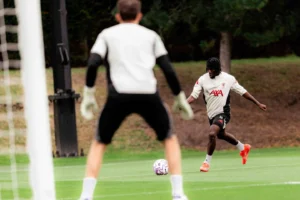 Alexander Isak Trains With Liverpool For The First Time Alexander Isak Trains With Liverpool For The First Time