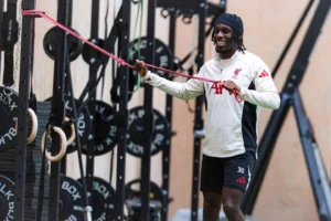 Alexander Isak Trains With Liverpool For The First Time Alexander Isak Trains With Liverpool For The First Time