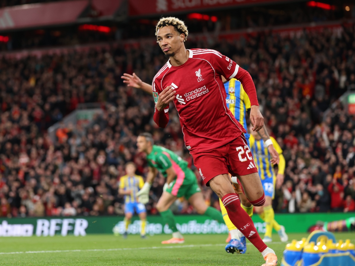 Liverpool 2-1 Southampton: Ten-Man Reds Beat Saints as Isak Scores First Goal 3 Liverpool 2-1 Southampton: Ten-Man Reds Beat Saints as Isak Scores First Goal -Strictly LFC
