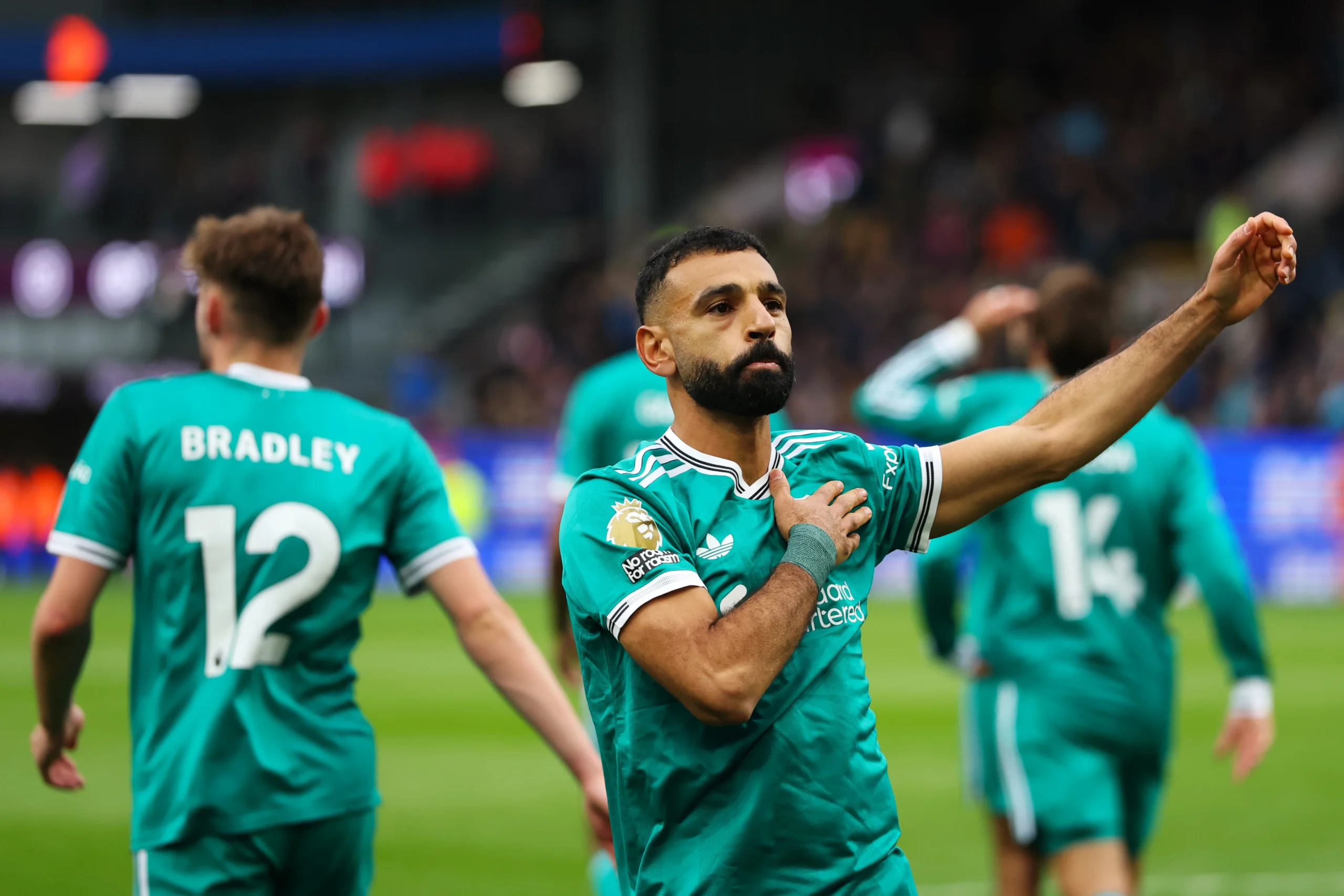 Arne Slot Explains Decision To Bench Salah And Isak For Galatasaray Game